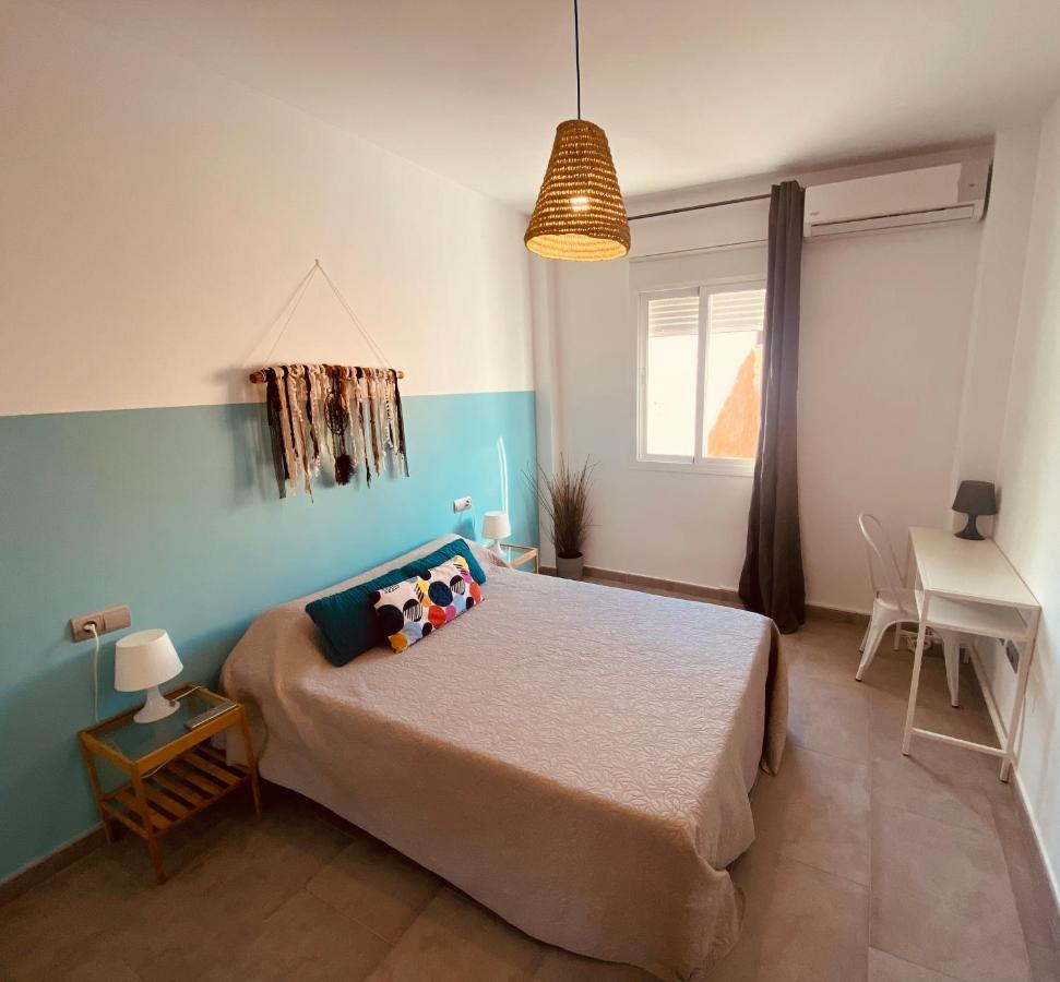 Apartamentos Chuita Playa Málaga Dış mekan fotoğraf