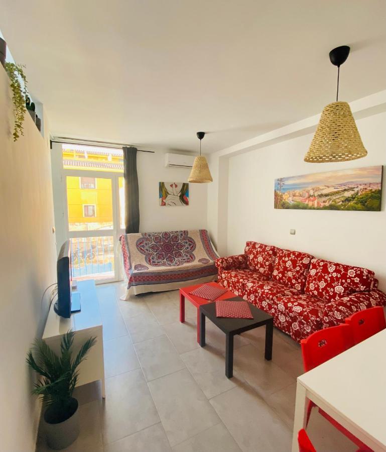 Apartamentos Chuita Playa Málaga Dış mekan fotoğraf