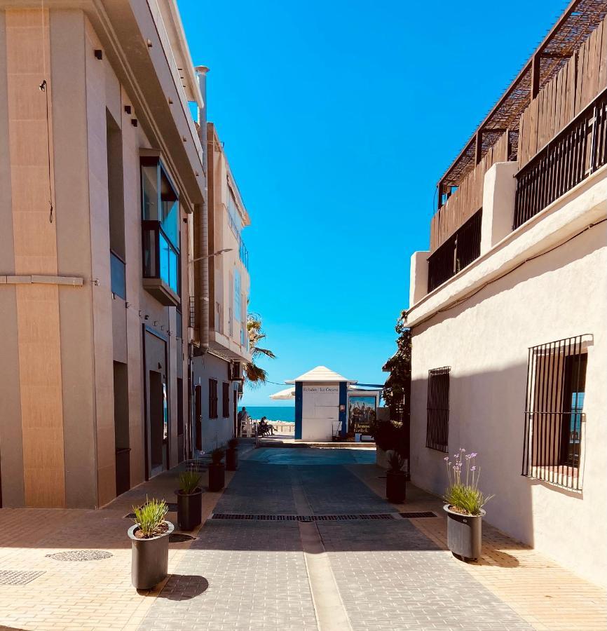 Apartamentos Chuita Playa Málaga Dış mekan fotoğraf