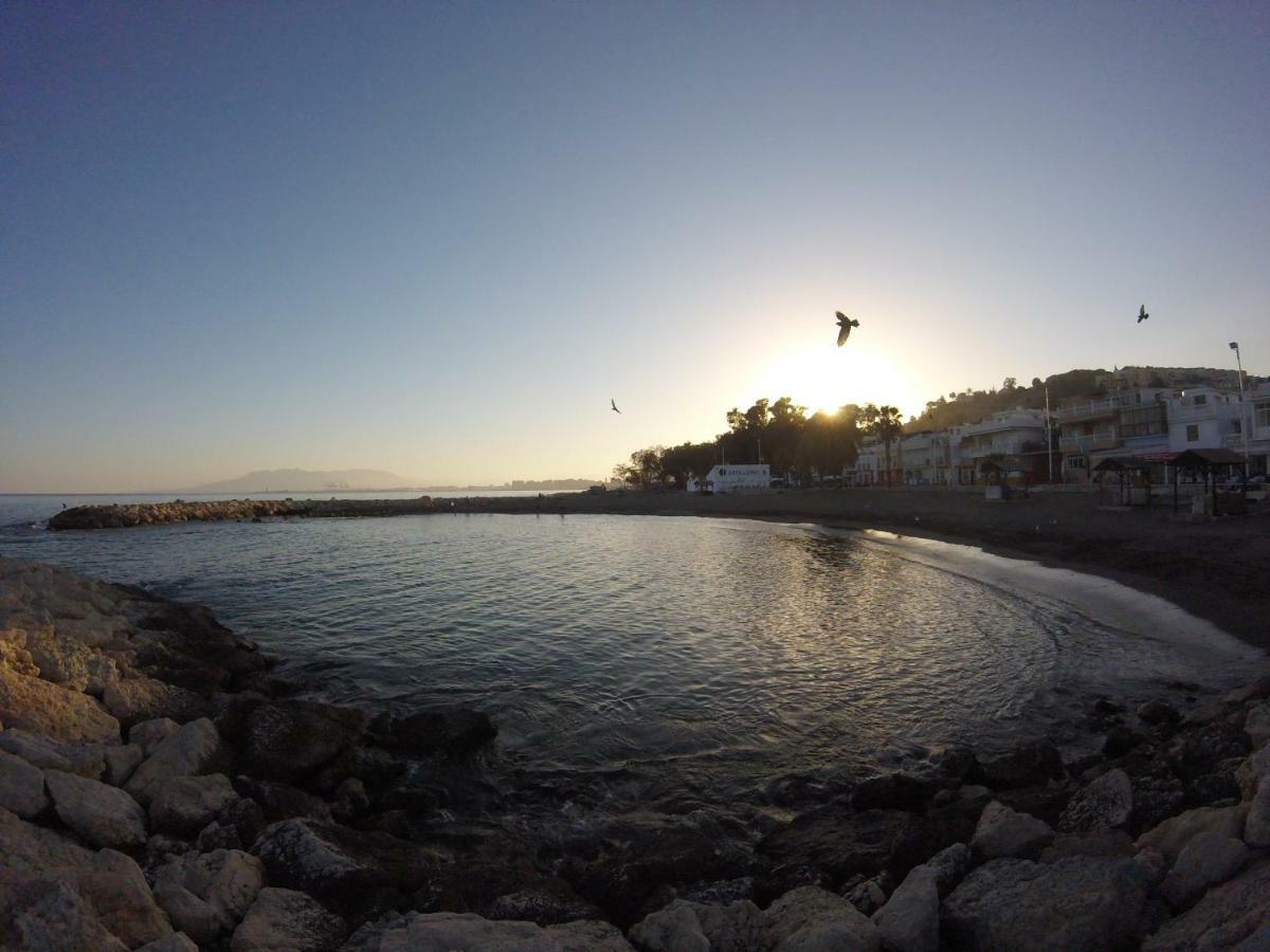 Apartamentos Chuita Playa Málaga Dış mekan fotoğraf